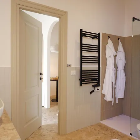 Palazzo Camerlengo Relax Bed & Breakfast *